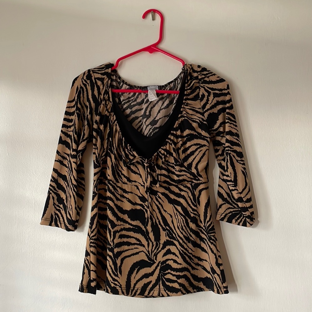 Vintage Y2K tiger print peasant top